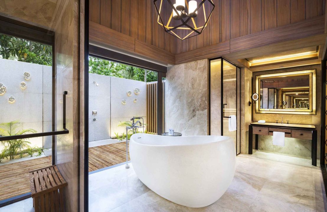 Beach Villa with Pool Bathroom - The St. Regis Maldives Vommuli Resort