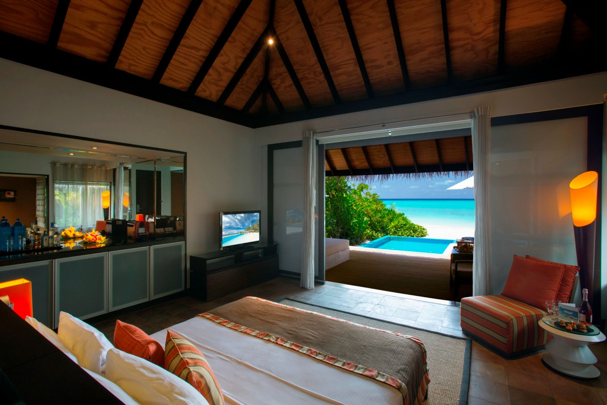 Niva Velassaru Maldives Resort 