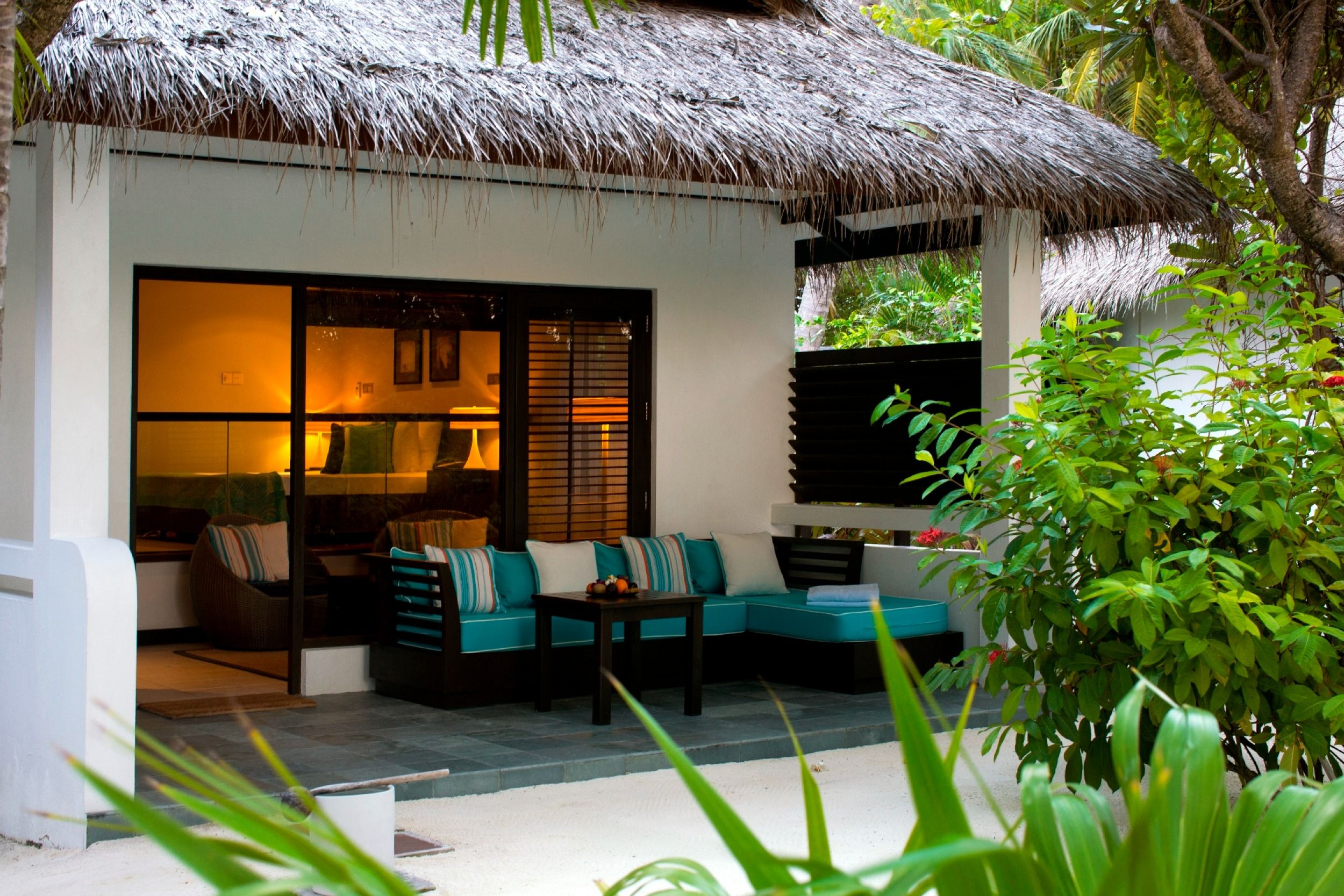 Niva Velassaru Maldives Resort 