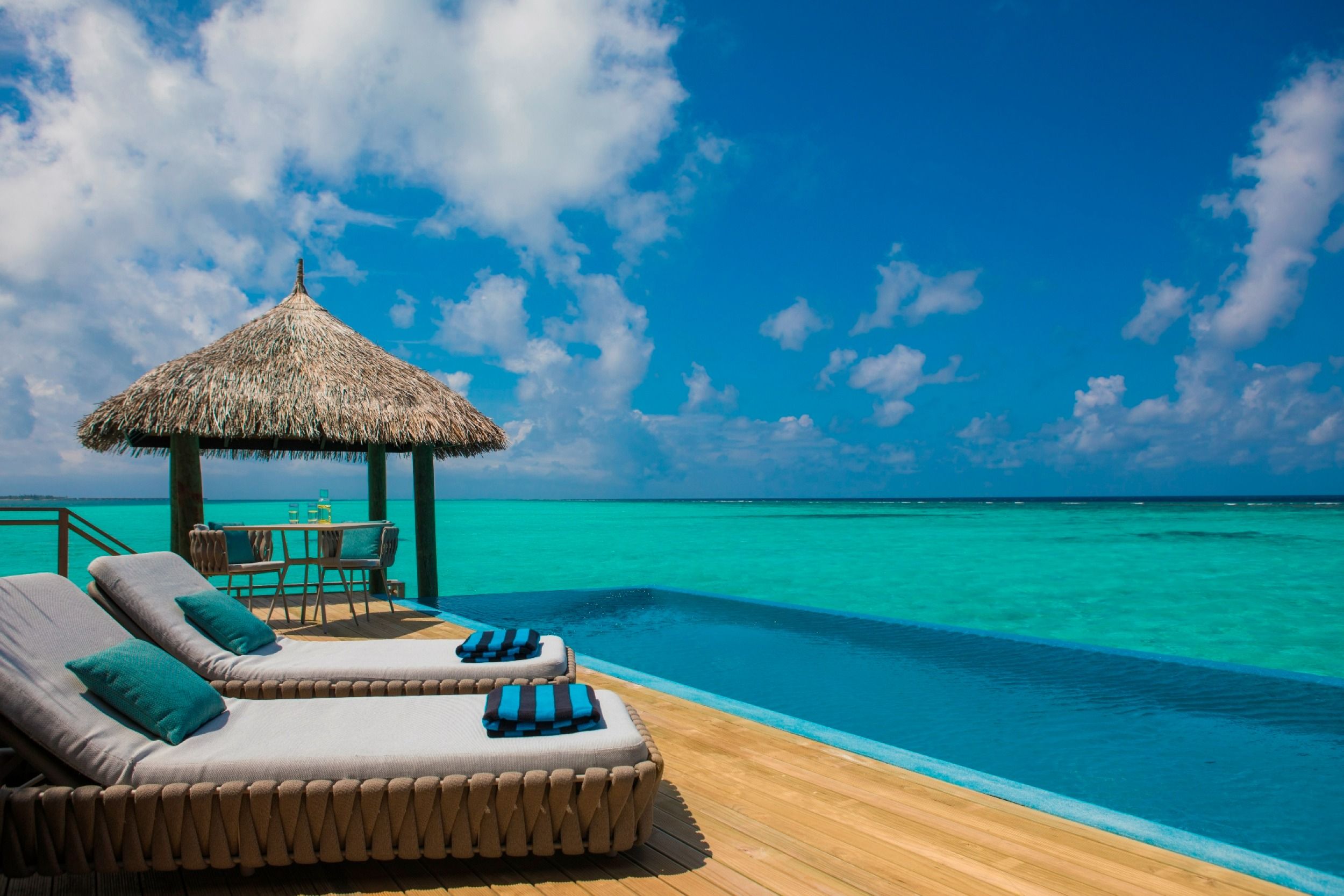 Niva Velassaru Maldives Resort 