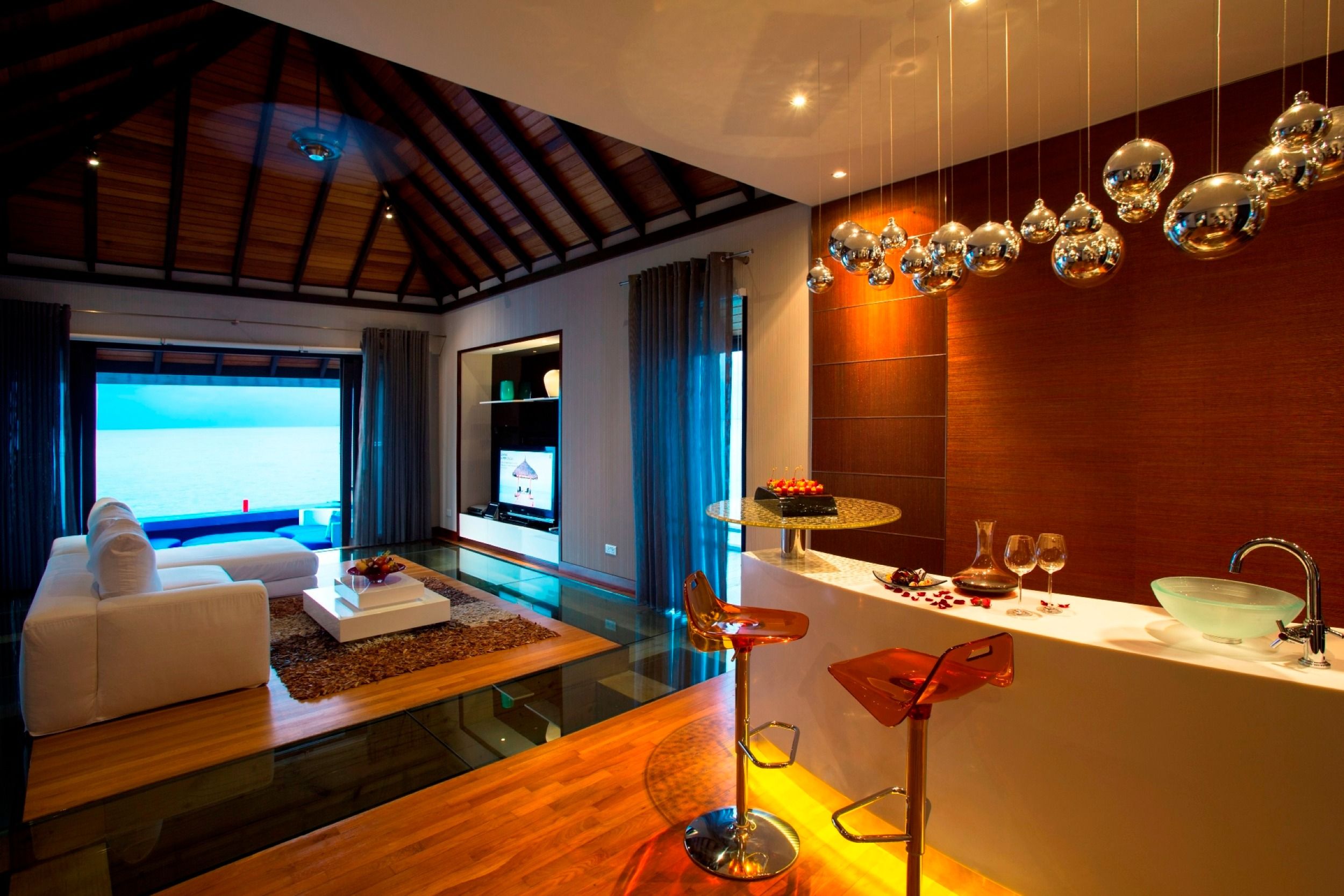 Niva Velassaru Maldives Resort 