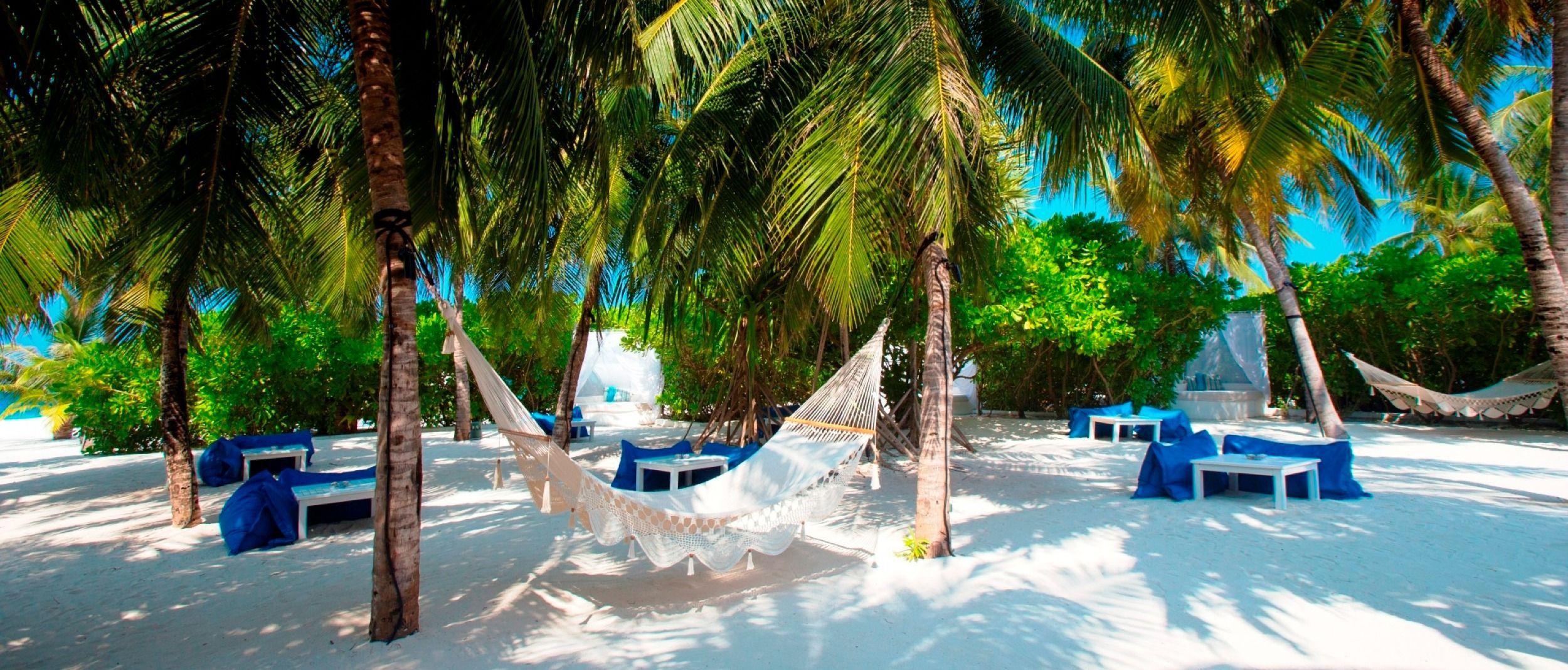 Niva Velassaru Maldives Resort 