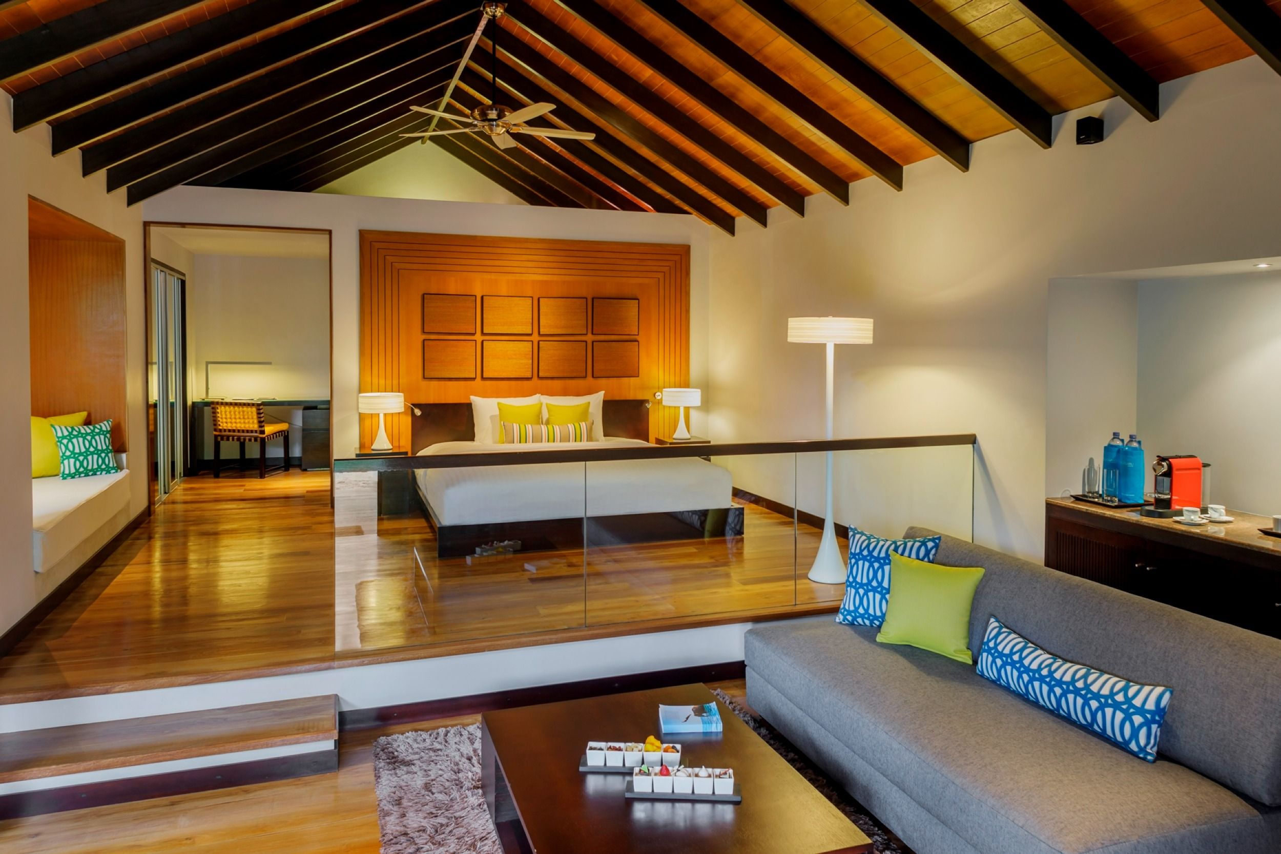 Niva Velassaru Maldives Resort 