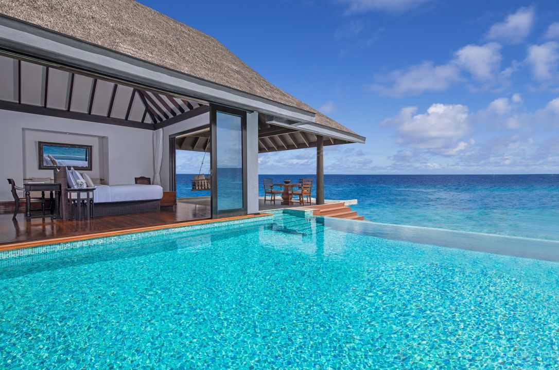 Sunset Over Water Pool Villa - Anantara Kihavah Maldives
