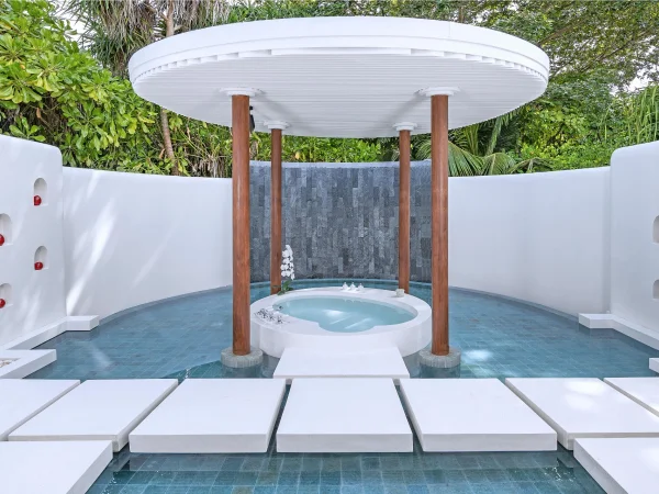 One Bedroom Family Beach Pool Villa - Anantara Kihavah