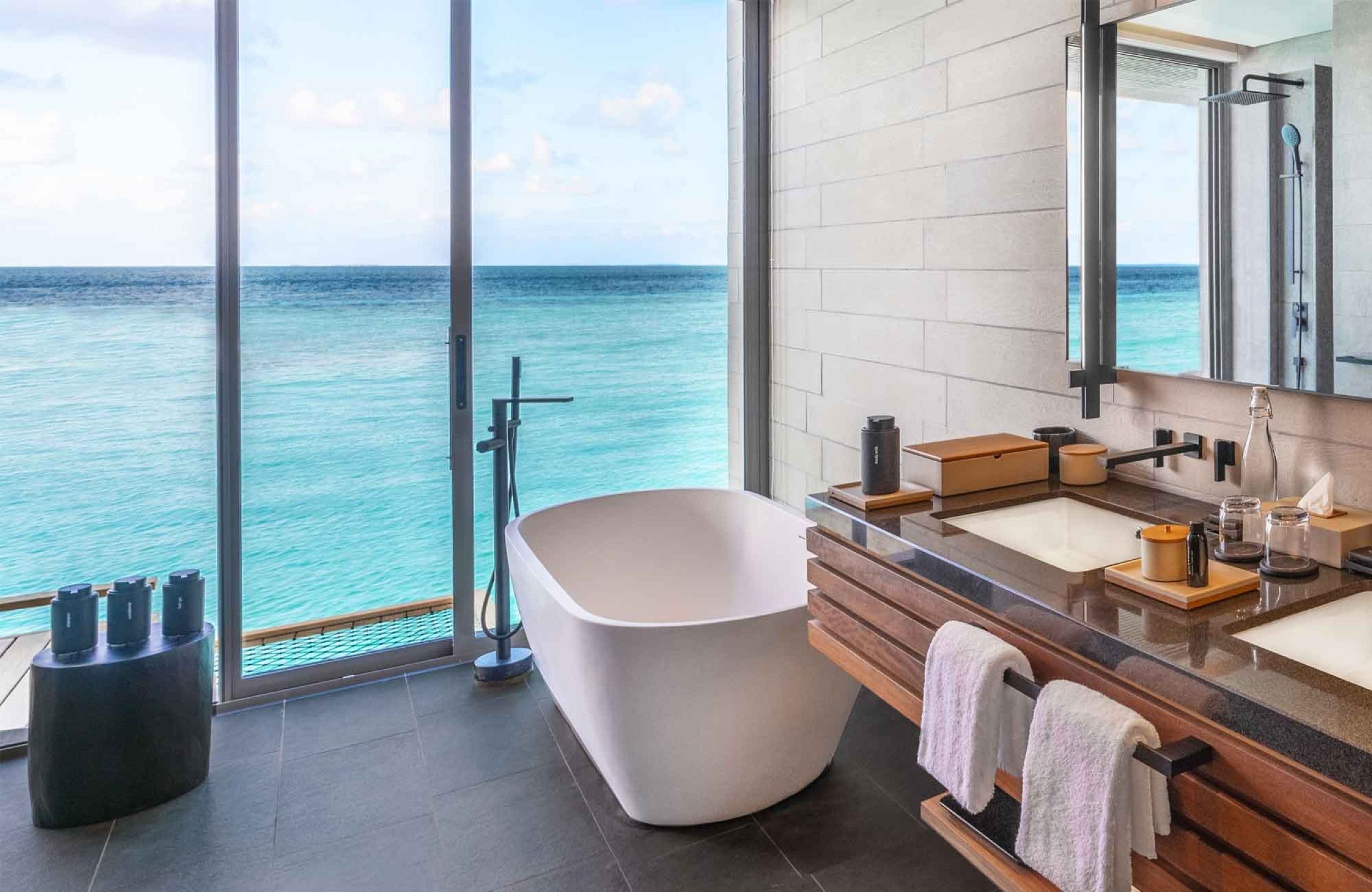 Lagoon Water Villa - Alila Kothaifaru Maldives