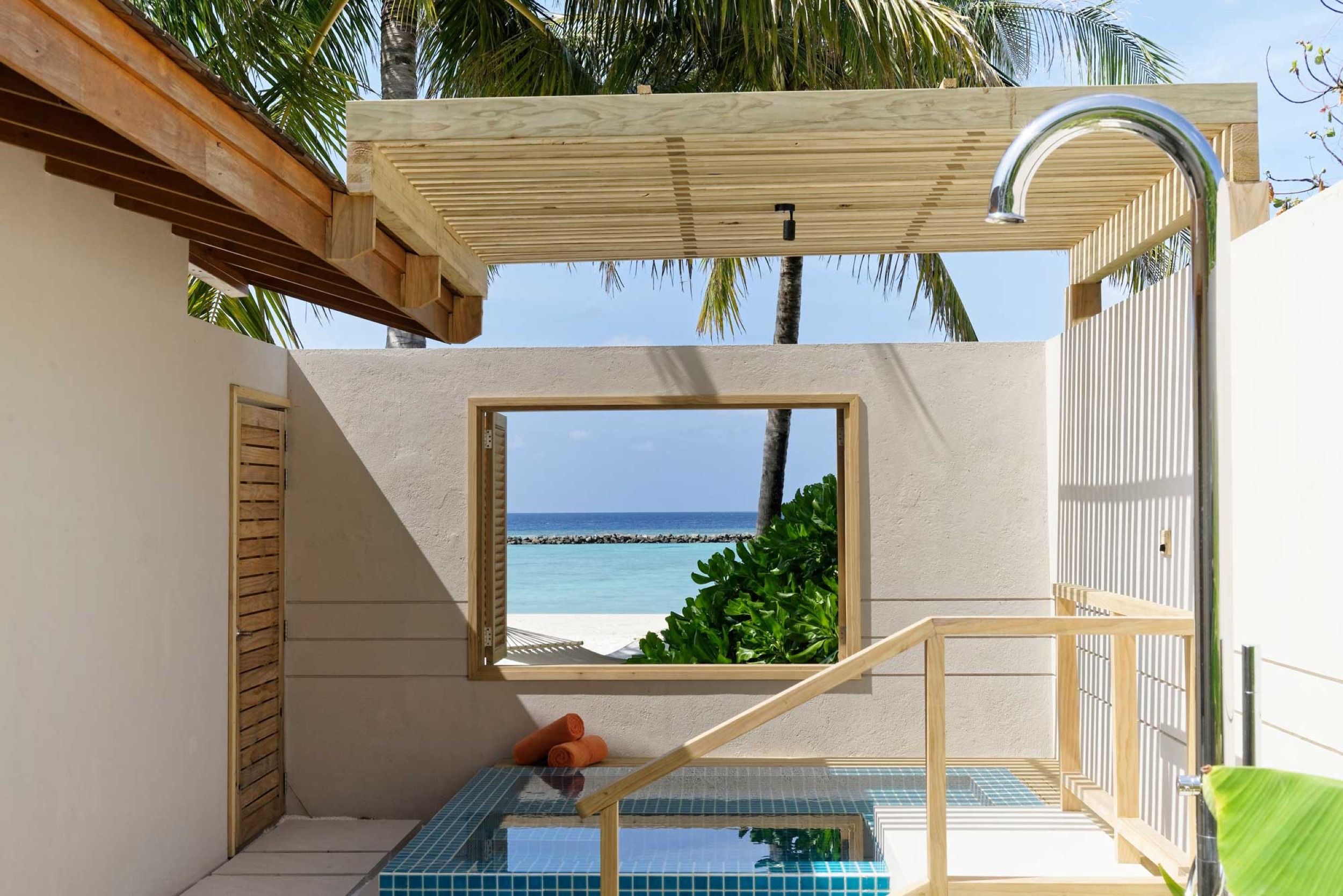 Emerald Faarufushi Maldives