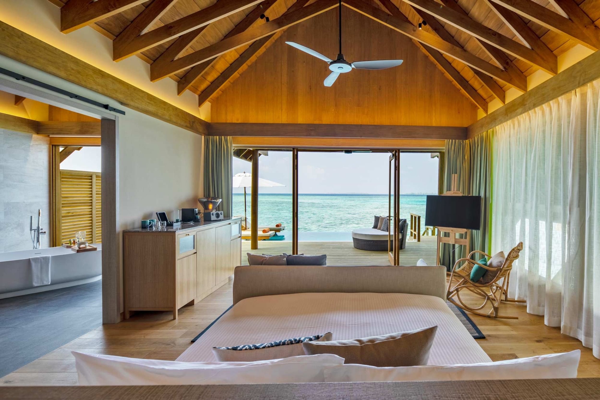 Emerald Faarufushi Maldives