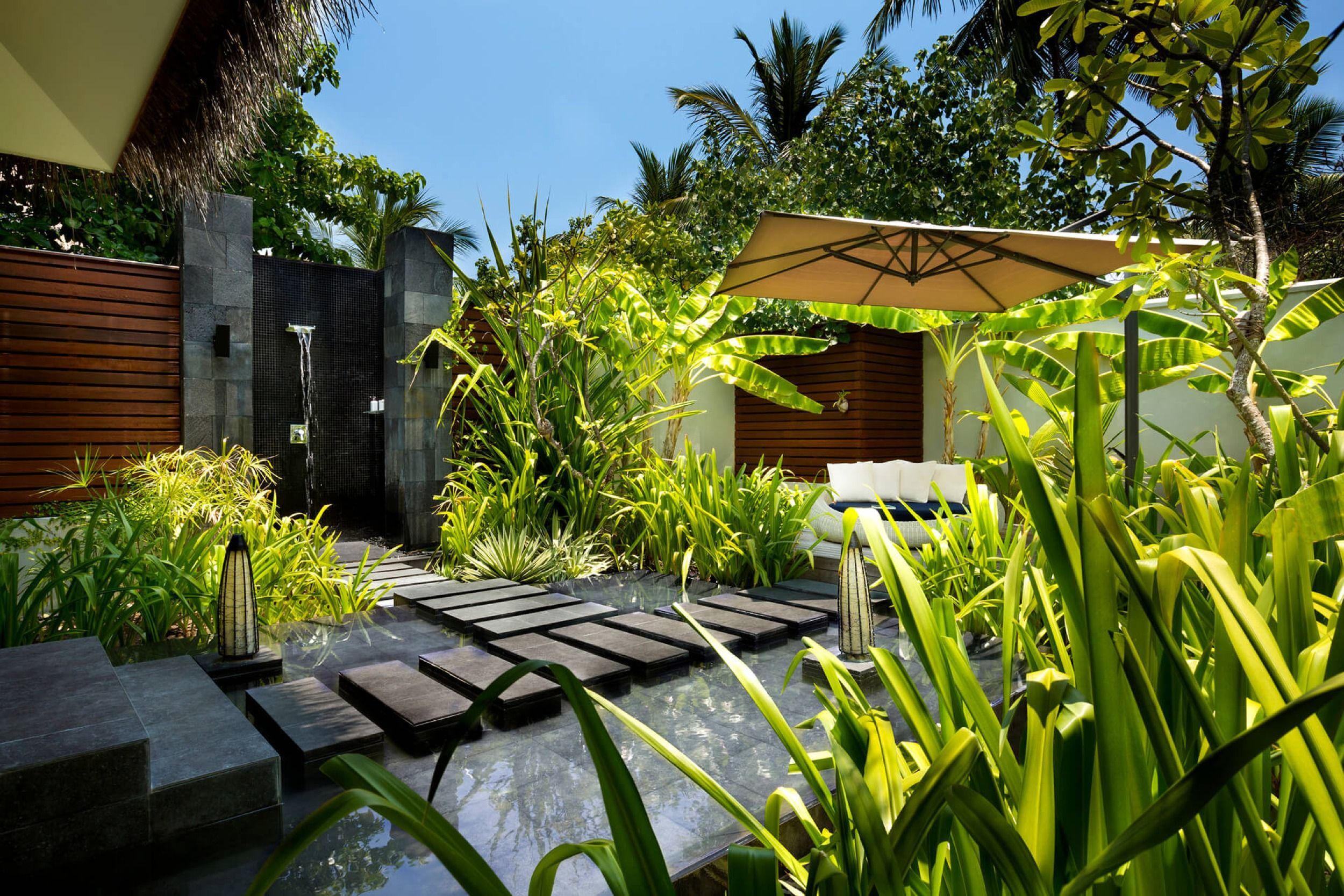 One Bedroom Beach Pavilion Outdoor-Shower