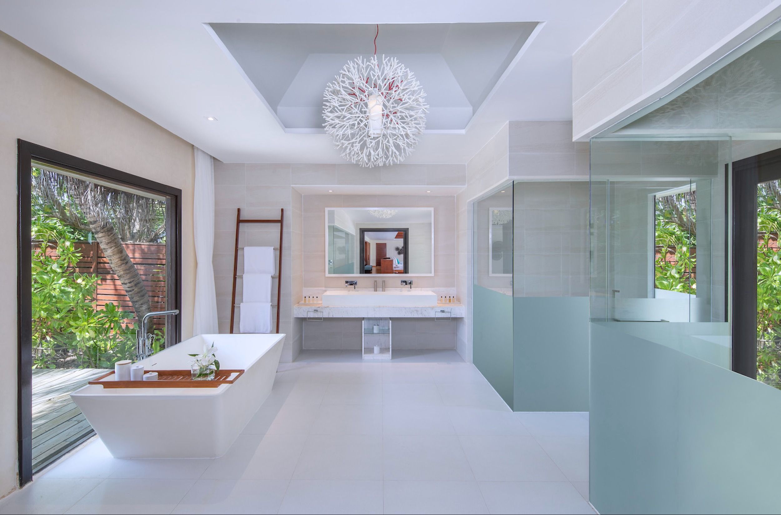 One-Bedroom Beach Pool Pavilion a