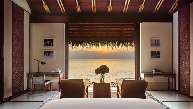 Why Does One&only Reethi Rah Provide the Best Sunset Views in the Maldives?