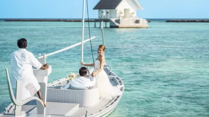 Top 6 Most Stunning Wedding Aisles in Maldives