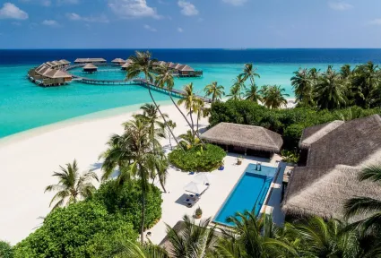 Top 10 Luxury Resorts in Maldives 2023