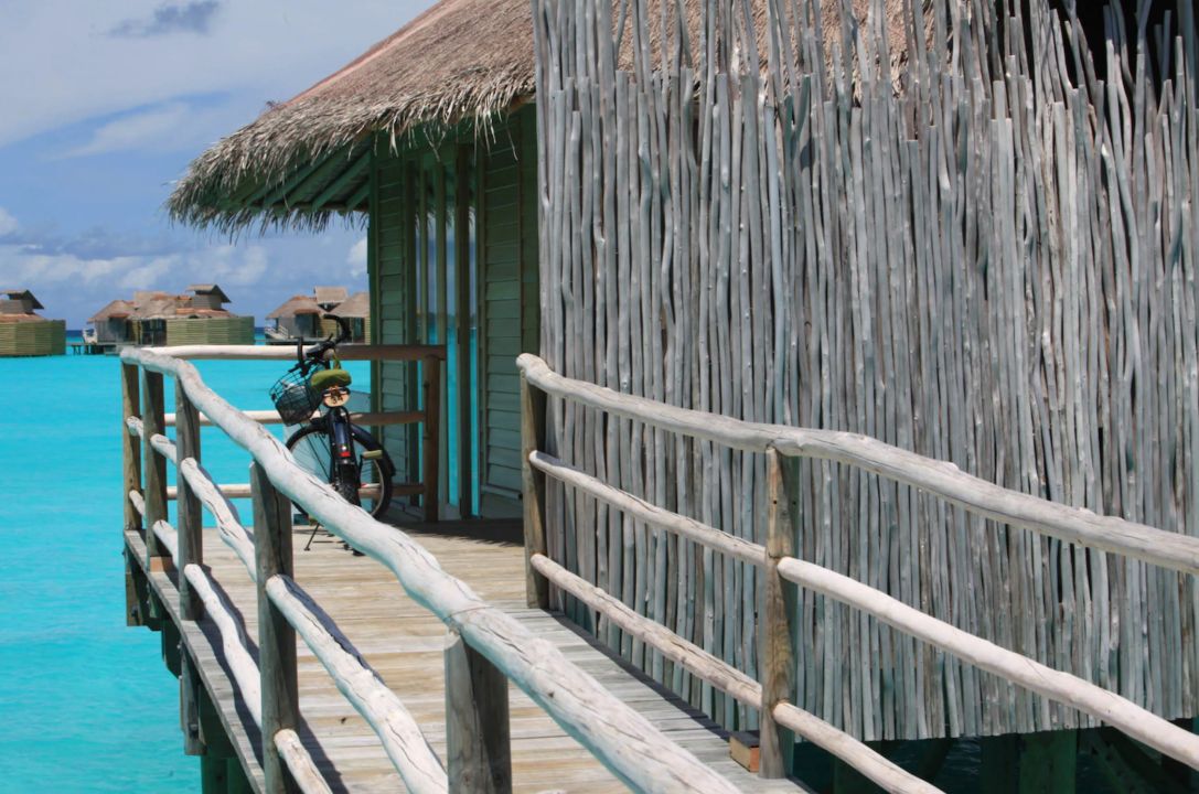 Lagoon Water Villa Entrance Six Senses Laamu