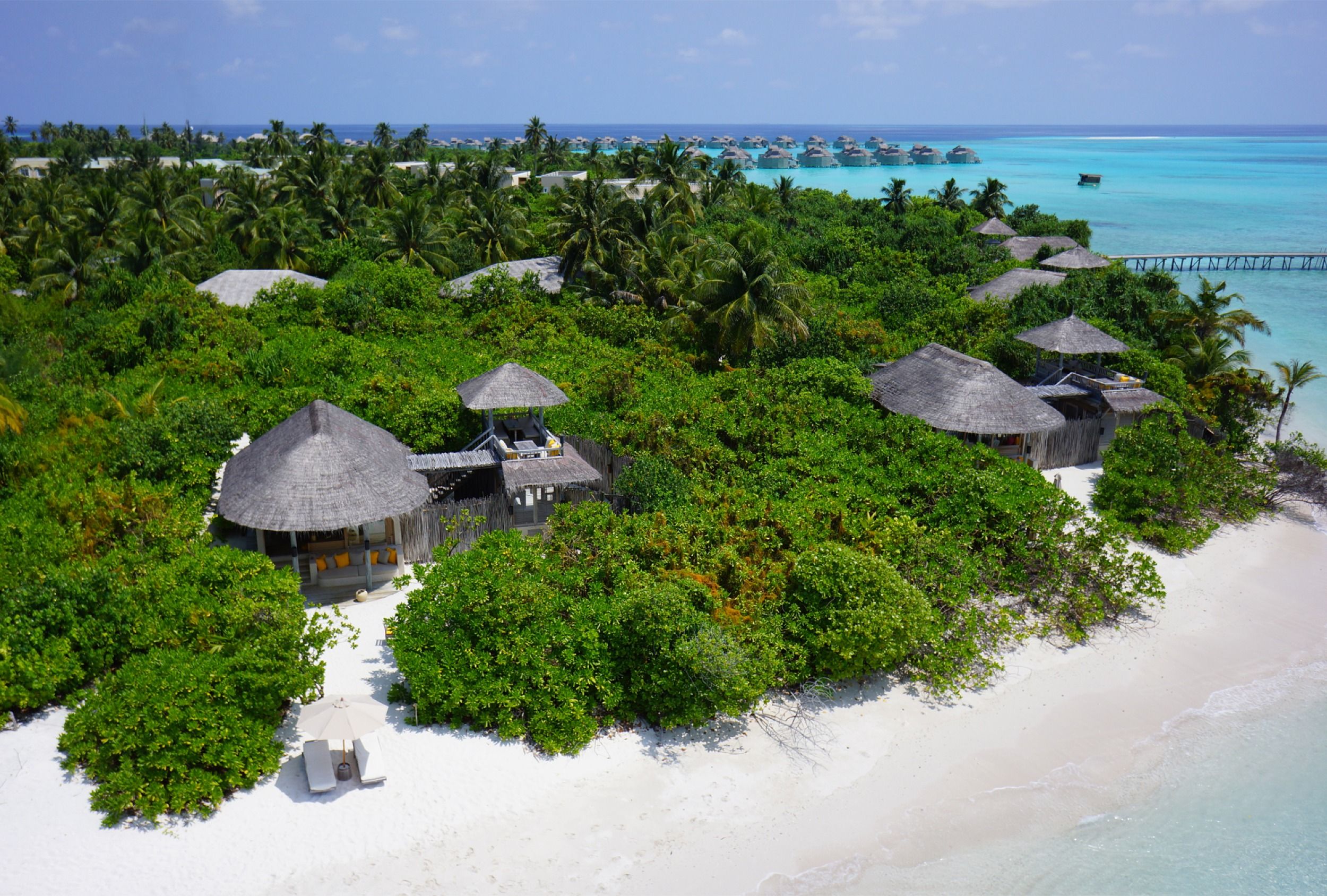 Six Senses Laamu Areal View Photo