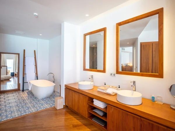 Two Bedroom Lagoon Water Pool Villa