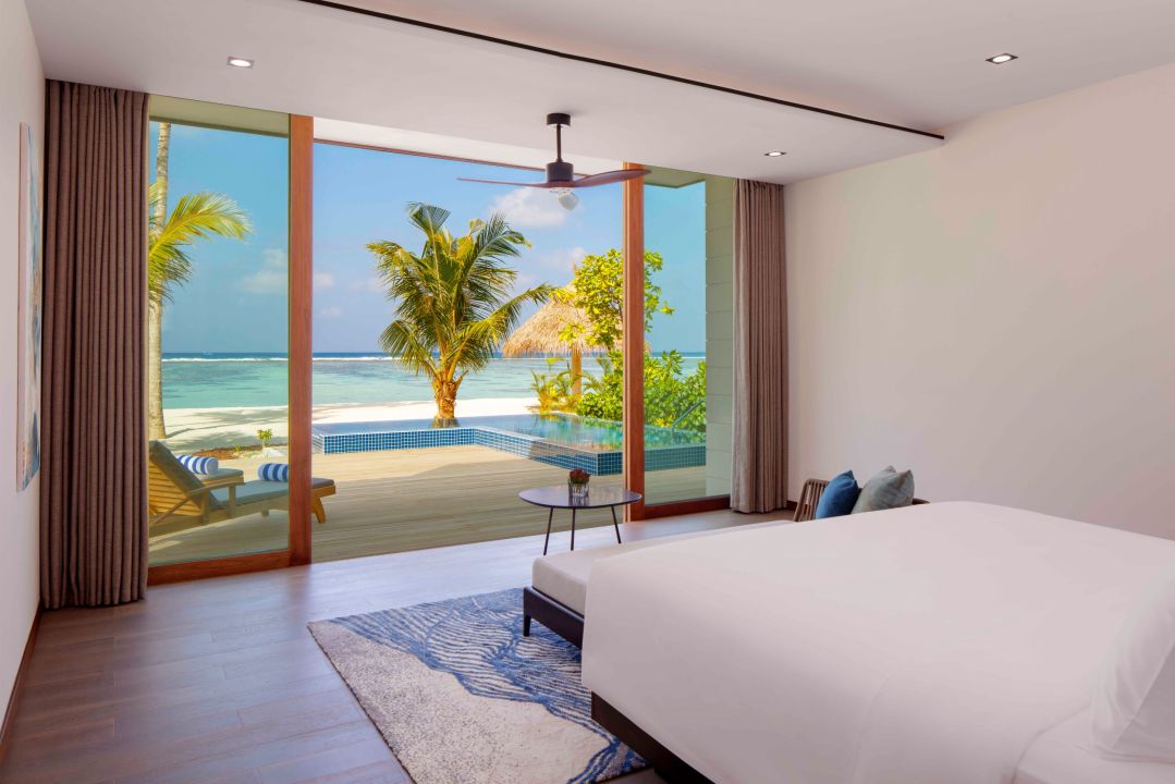 2 Bedroom Family Beach Villa - Master Bedroom