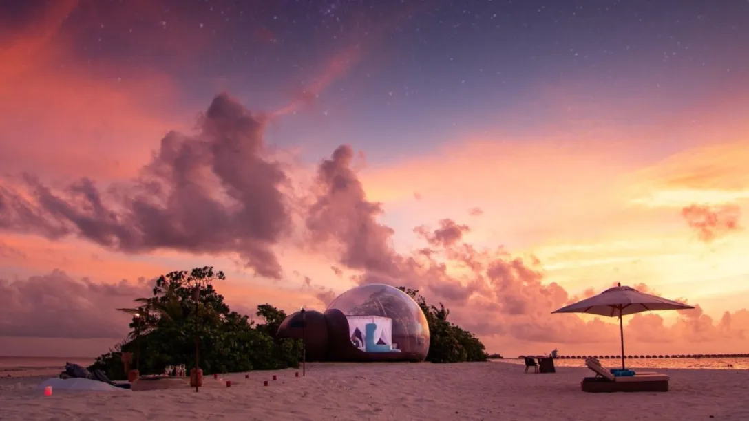 Finolhu “Beach Bubble Tent” In Maldives
