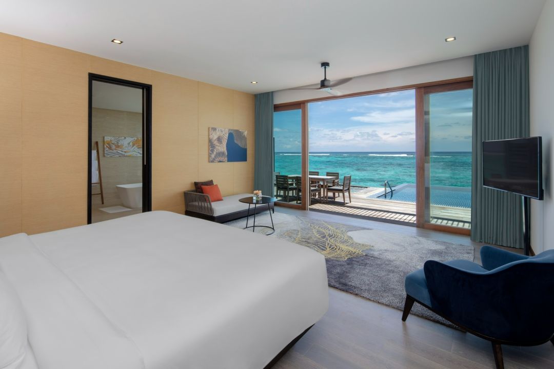 Presidential Overwater Villa 3 Bedrooms - Pool