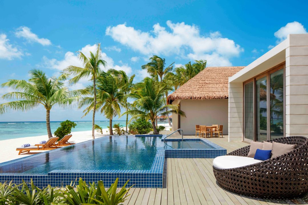 Beach Villa - 2 Bedrooms - Pool & Sunset View-