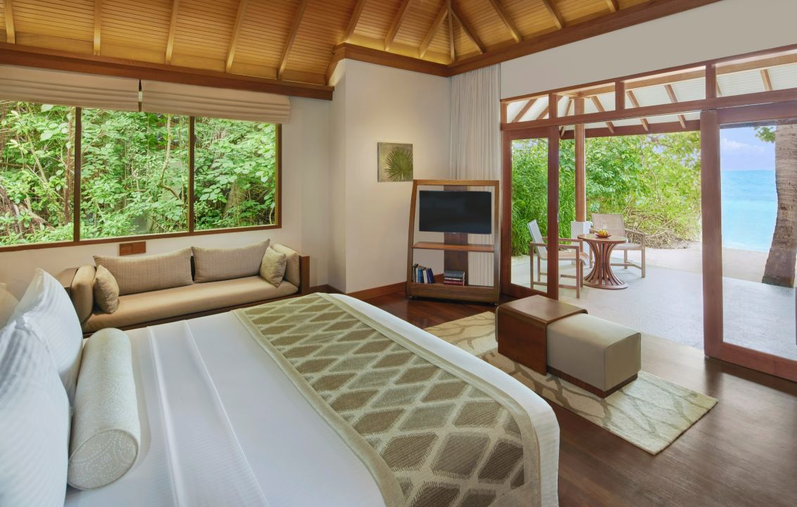 Deluxe Villa - Baros Maldives
