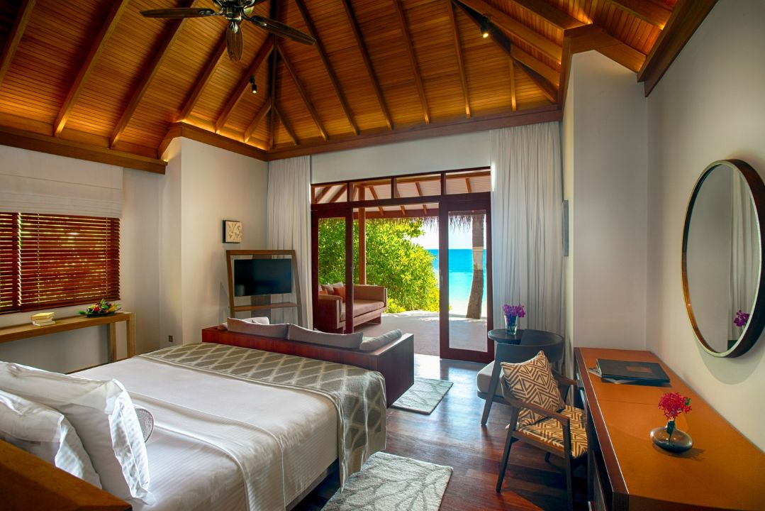 Deluxe Villa - Baros Maldives