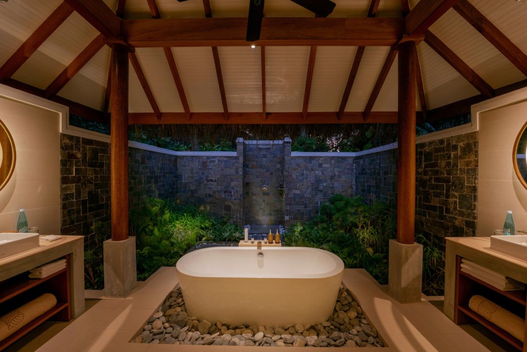 Deluxe Villa - Baros Maldives