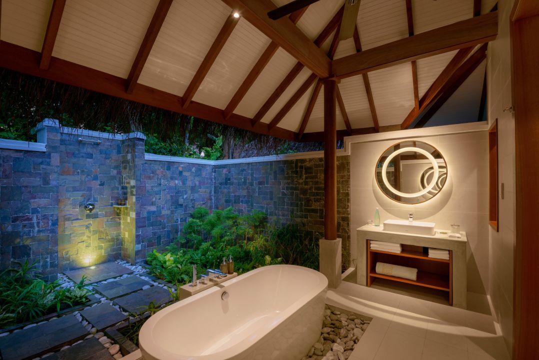 Deluxe Villa - Baros Maldives