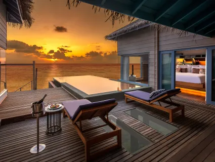 Sunset Overwater Residence with Pool (2bedroom) - Raffles Maldives Meradhoo