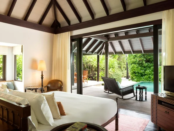 One Bedroom Family Beach Pool Villa - Anantara Kihavah