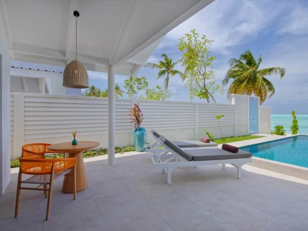 Deluxe Beach Pool Villa - Villa Park Maldives