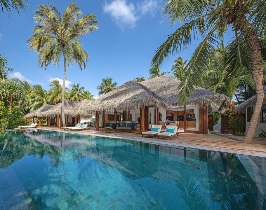 Three Bedroom Beach Pool Residence - Anantara Kihavah Maldives