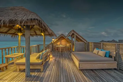 Crusoe Residence Island View - Gili LankanFushi Maldives
