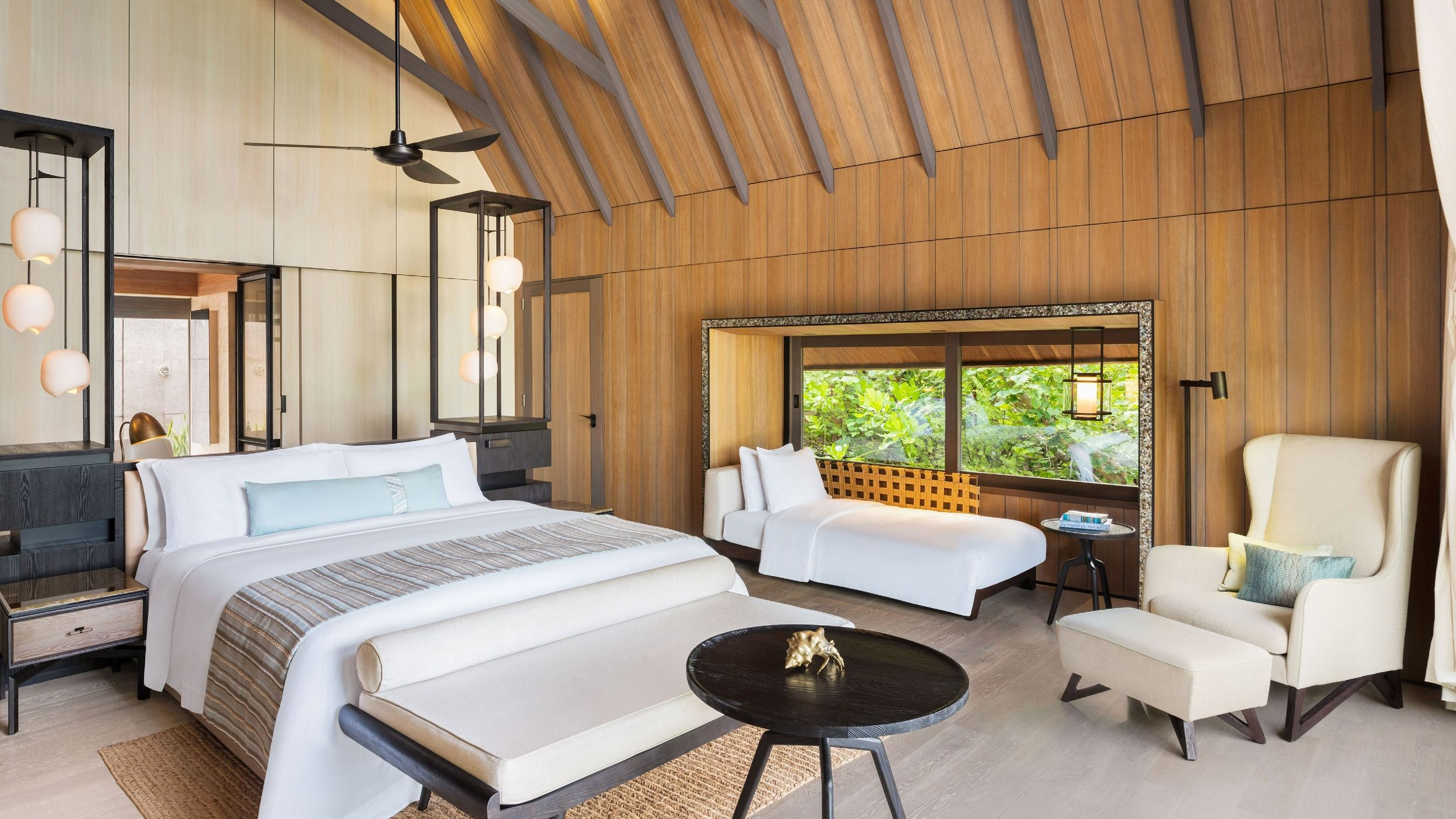 Garden Villa with Pool - bedroom - The St. Regis Maldives Vommuli Resort