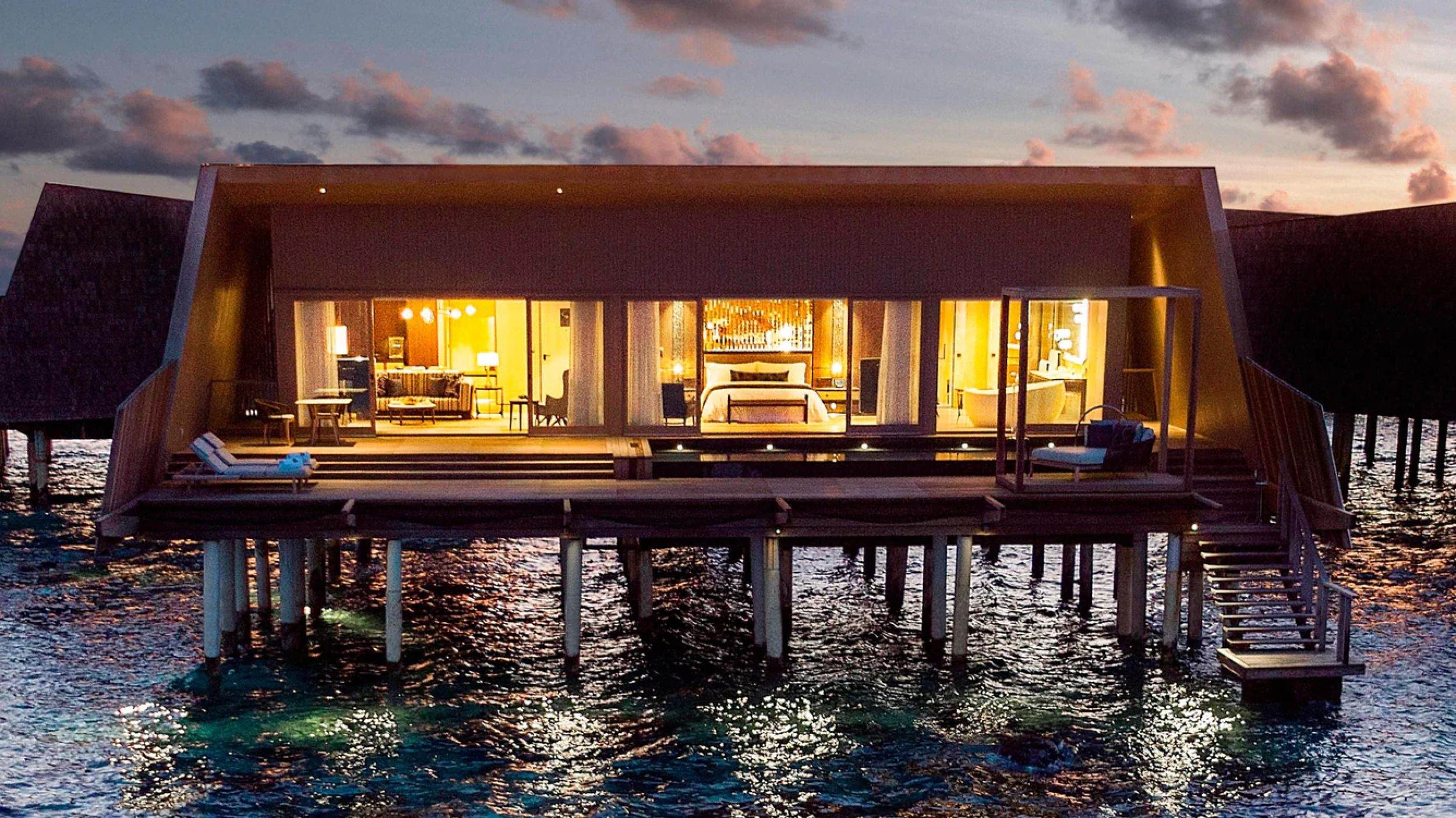 Panoramic Overwater St. Regis Suite with Pool - Exterior - The St Regis Maldives Vommuli Resort