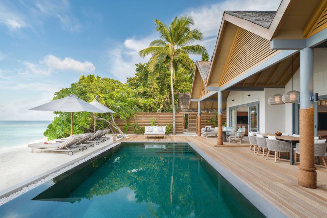 Three Bedroom Beach Pool Residence Vakkaru Maldives