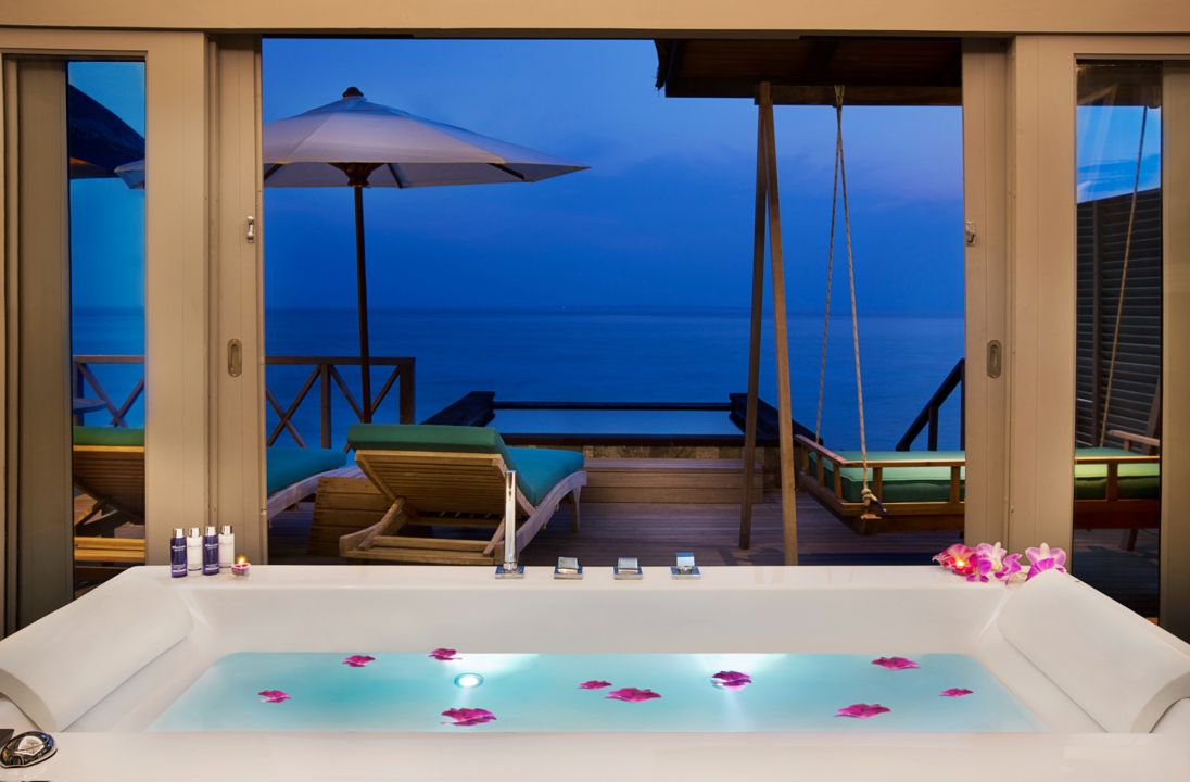 Sunset Water Villa with Infinity Pool - JA Manafaru Maldives