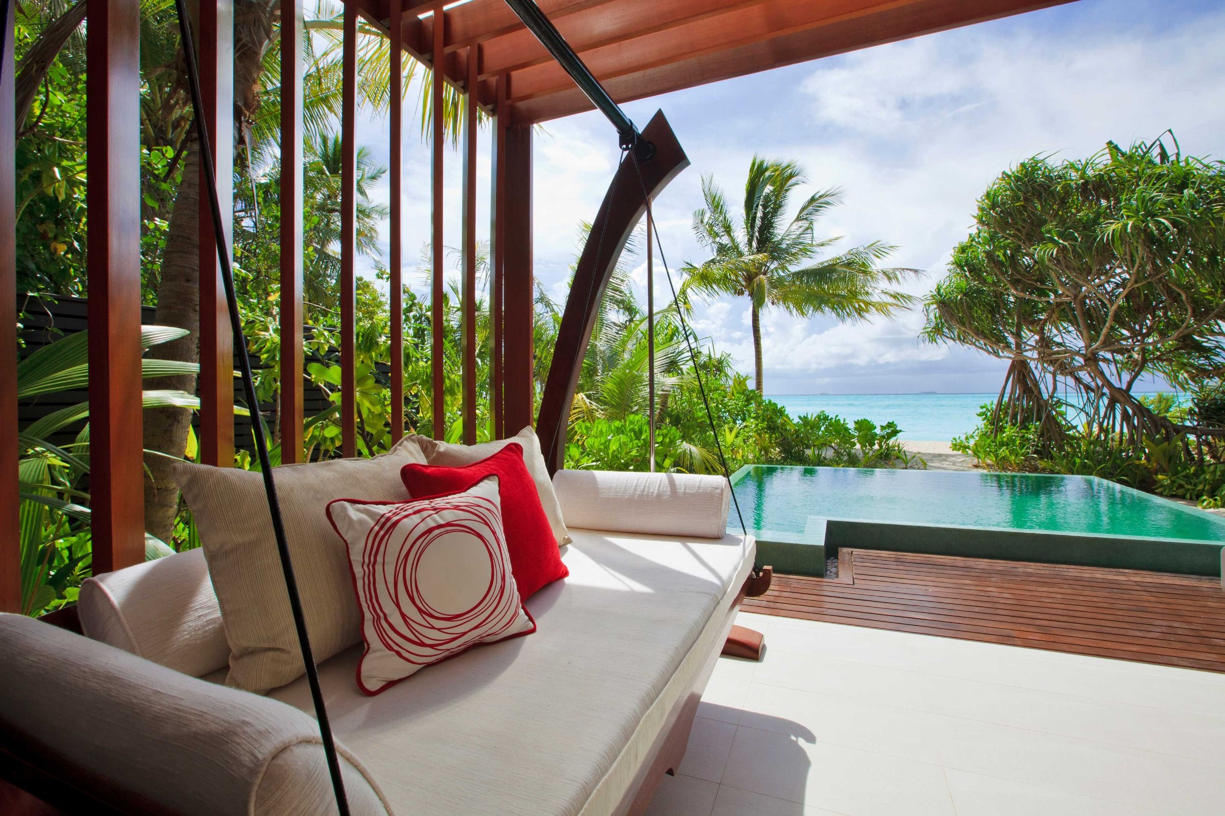 Deluxe Beach Pool Villa Exterior