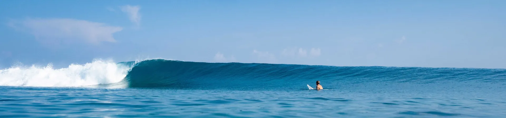 Maldives Surfing  Resorts