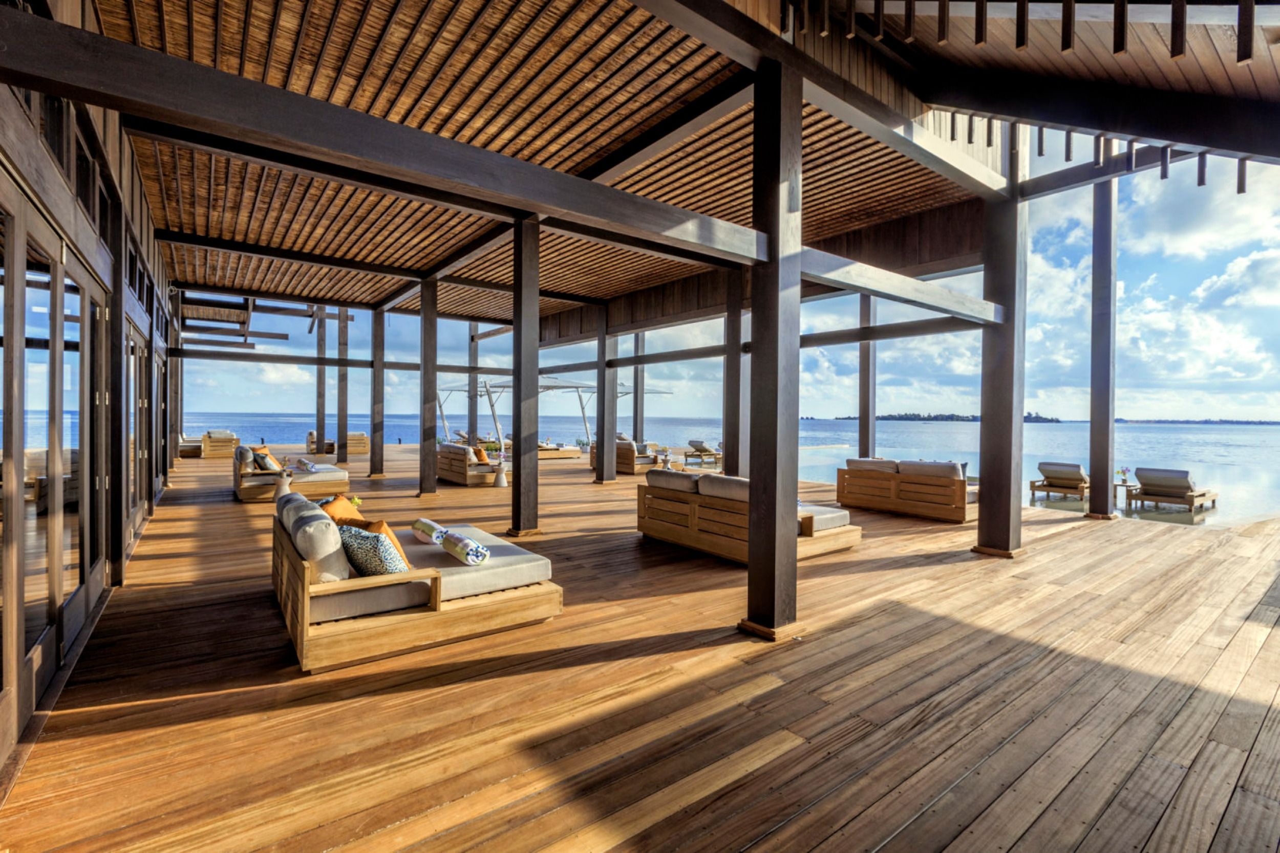 Kudadoo Maldives Private Island Bar