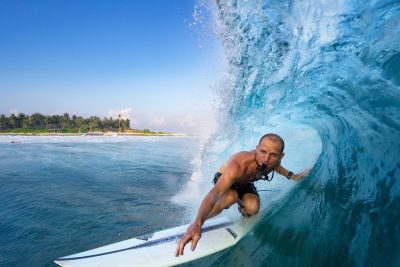 Maldives Surfing 