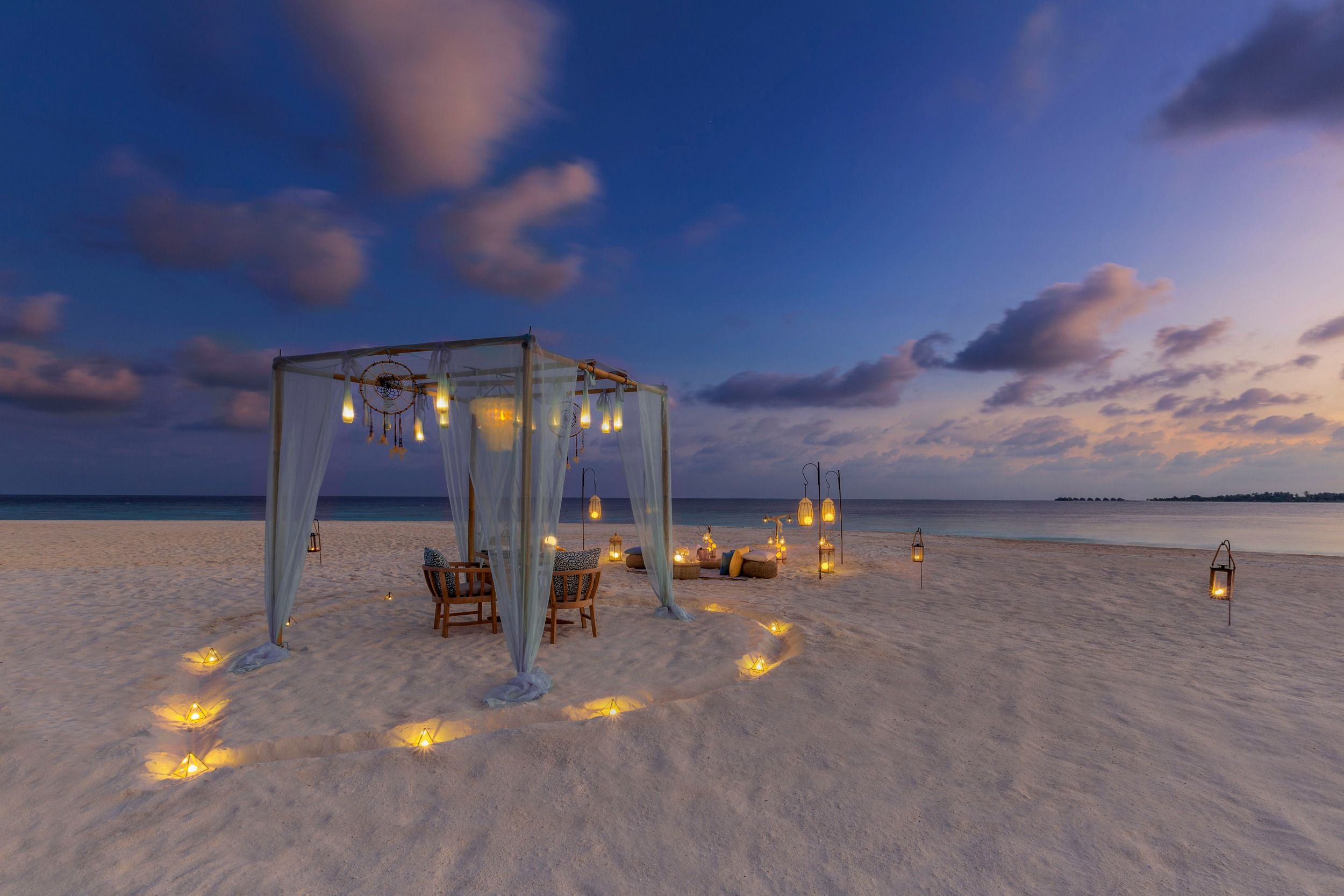 Kudadoo Maldives Private Island Destination Dining Beach Dinner 