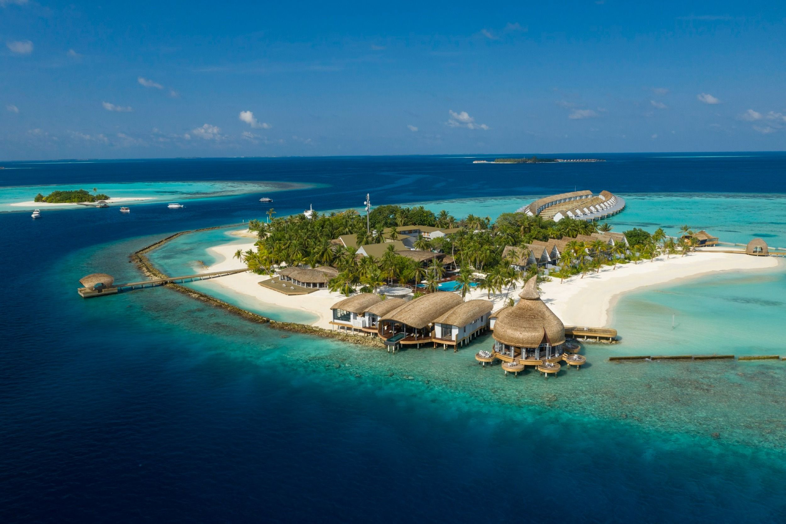 Outrigger Maldives Maafushivaru