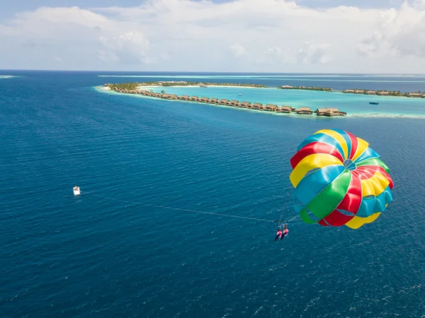 Radisson Blu Resort Maldives para sailing