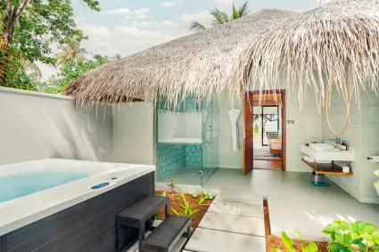 Sunset Family Beach Villa with Jacuzzi - Nova Maldives