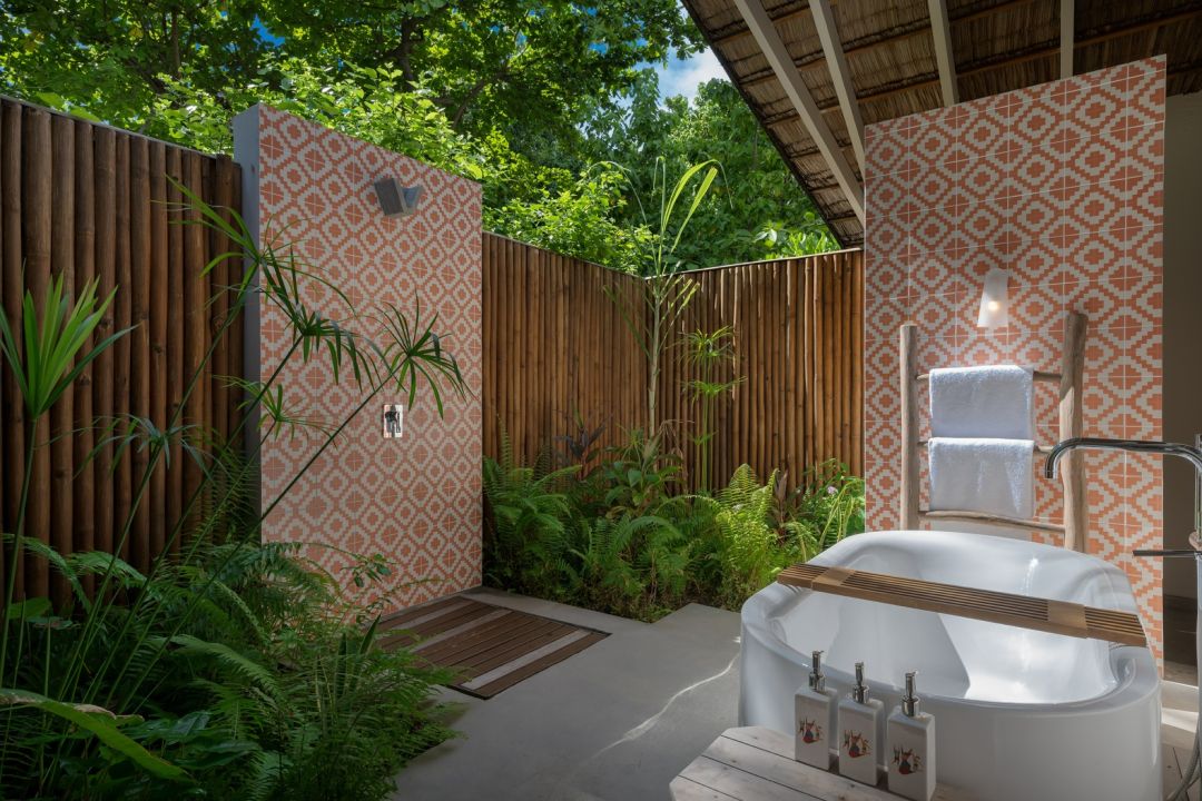Beach Pool Villa - Bathroom - Cora Cora Resort Maldives