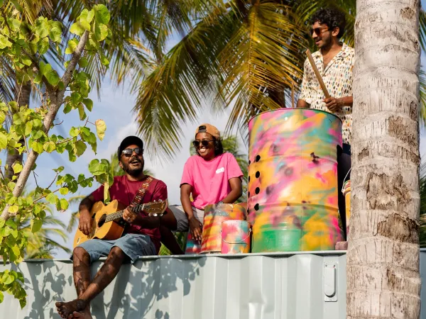 Oaga Art Resort Maldives Music