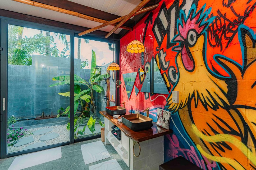 Bodu Haruge Beach Villa with Private Pool Graffiti Gifili