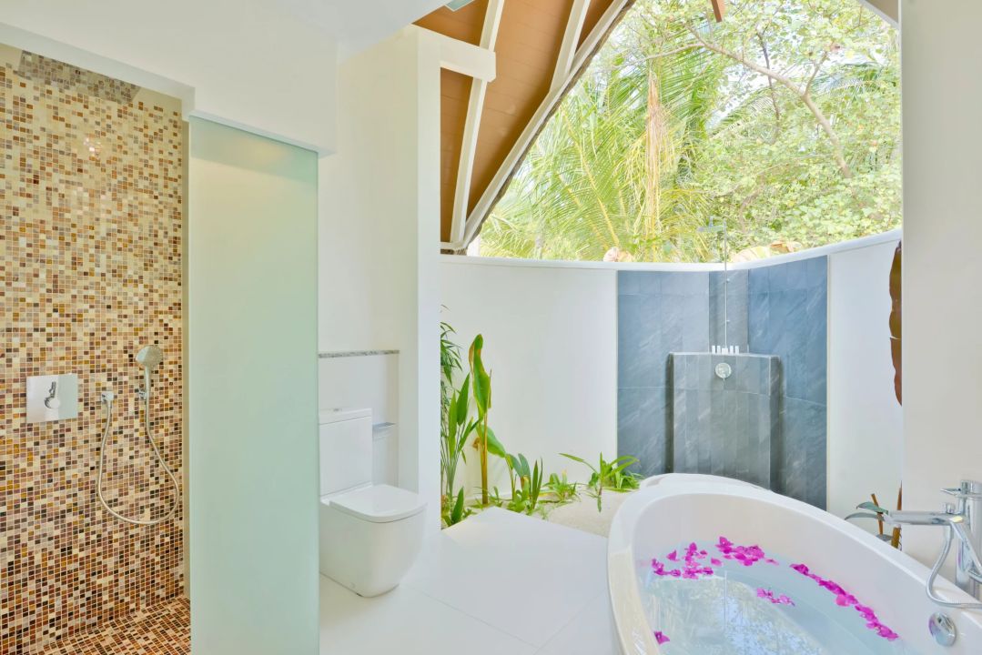 Duplex Pool Villa - bathroom - Kandolhu Maldives