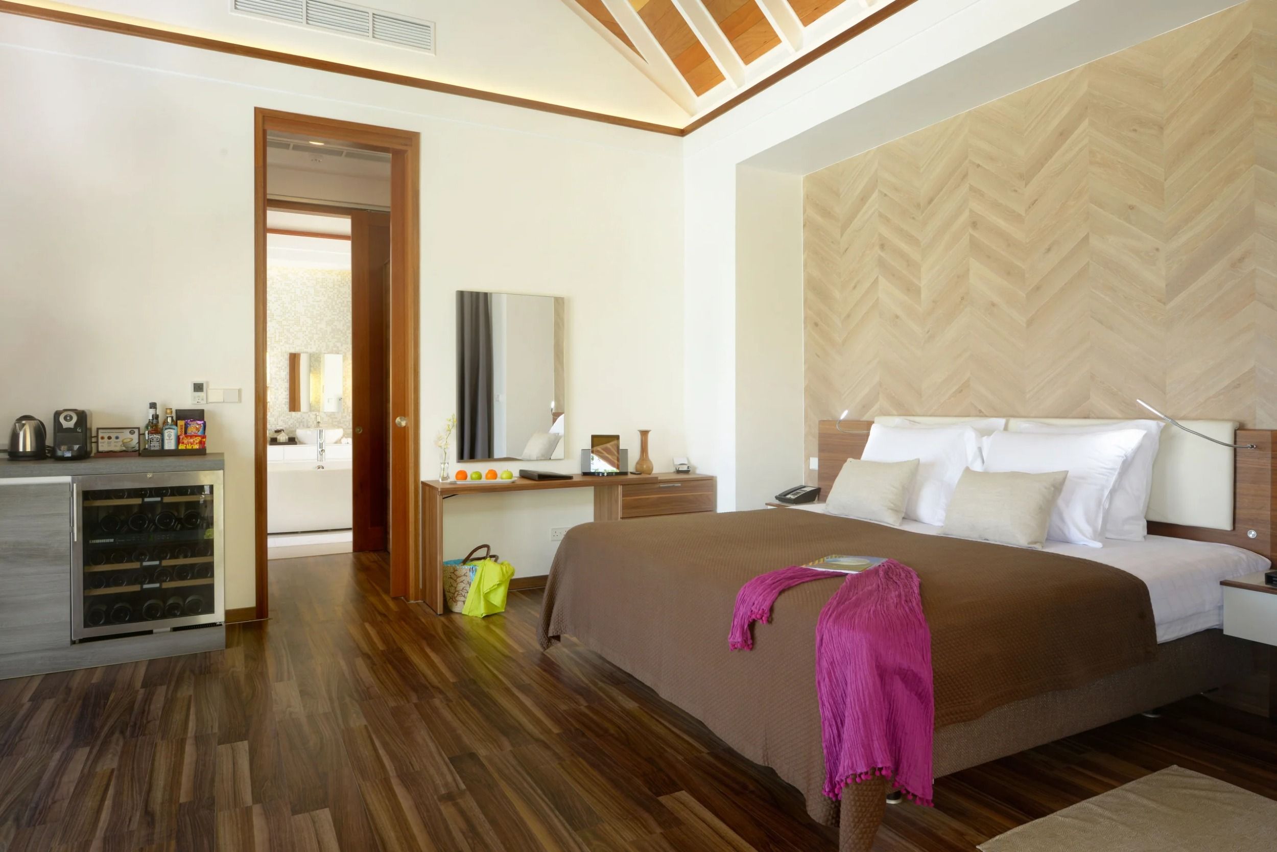 Pool Villa - Bedroom - Kandolhu Maldives